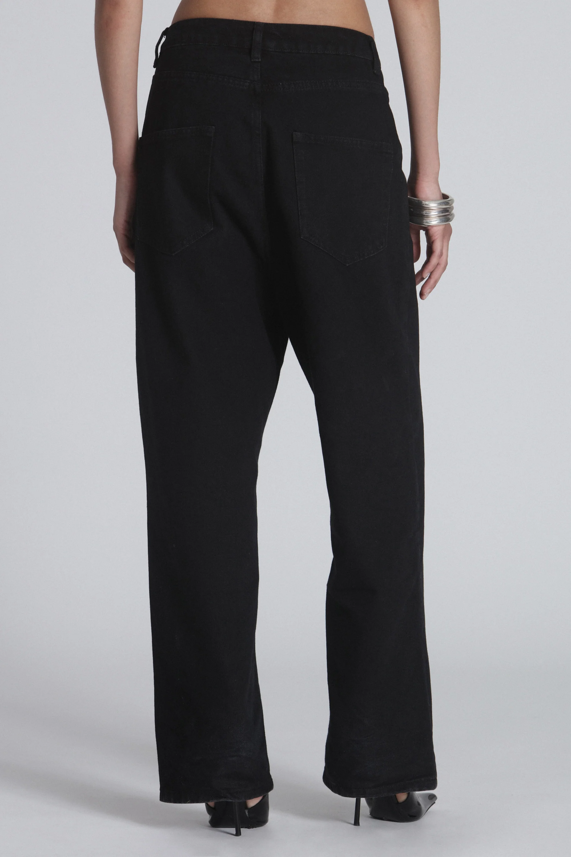 APOLLO JEAN - BLACK - Image 3