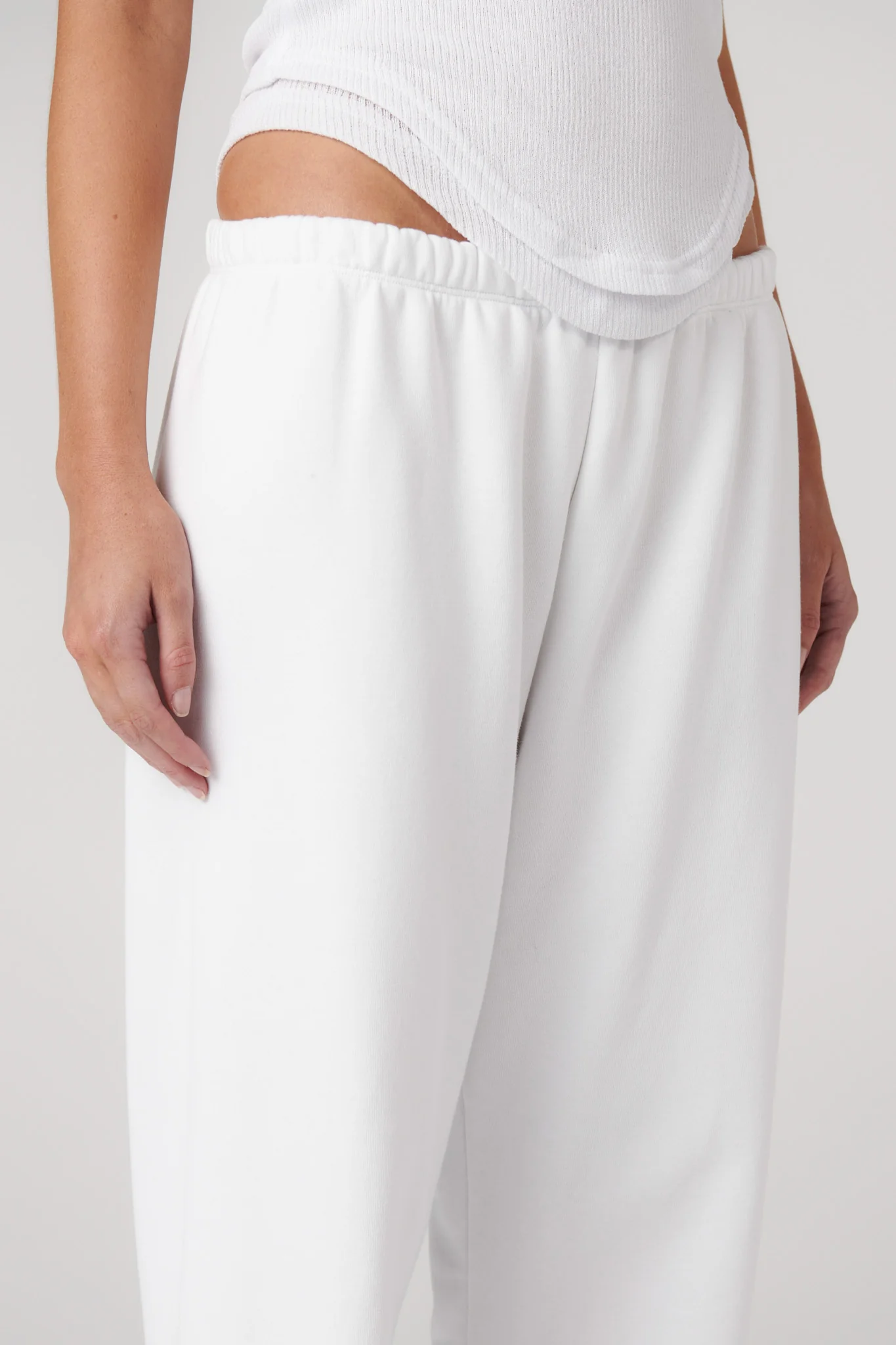 ARTI TRACK PANT - WHITE - Image 5