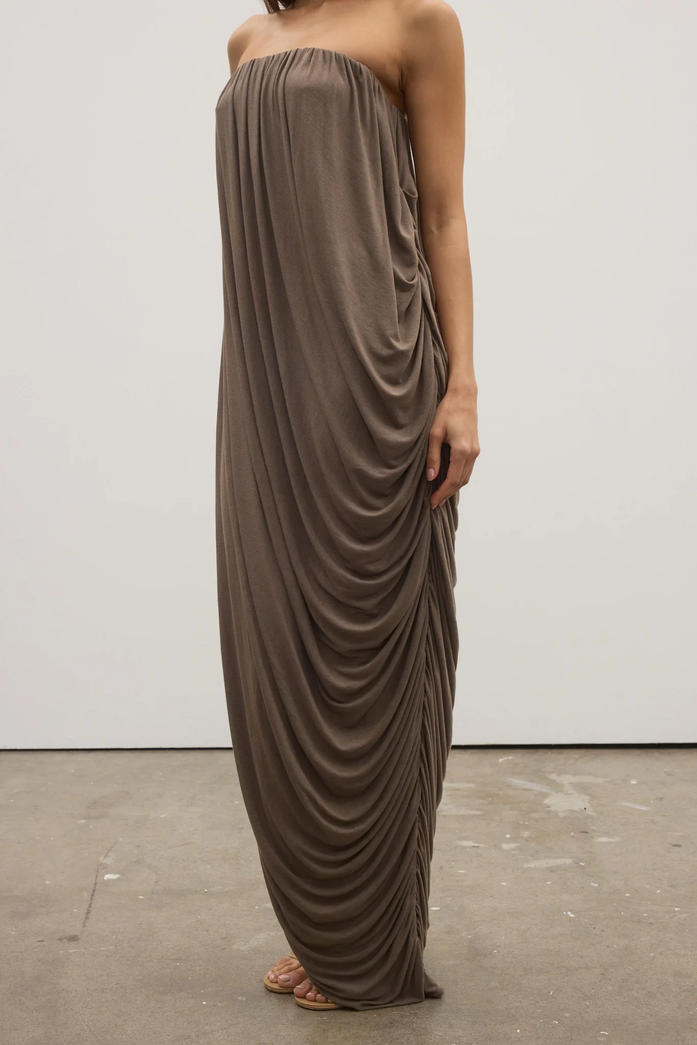 CALLISTA MAXI DRESS - MINK - Image 3