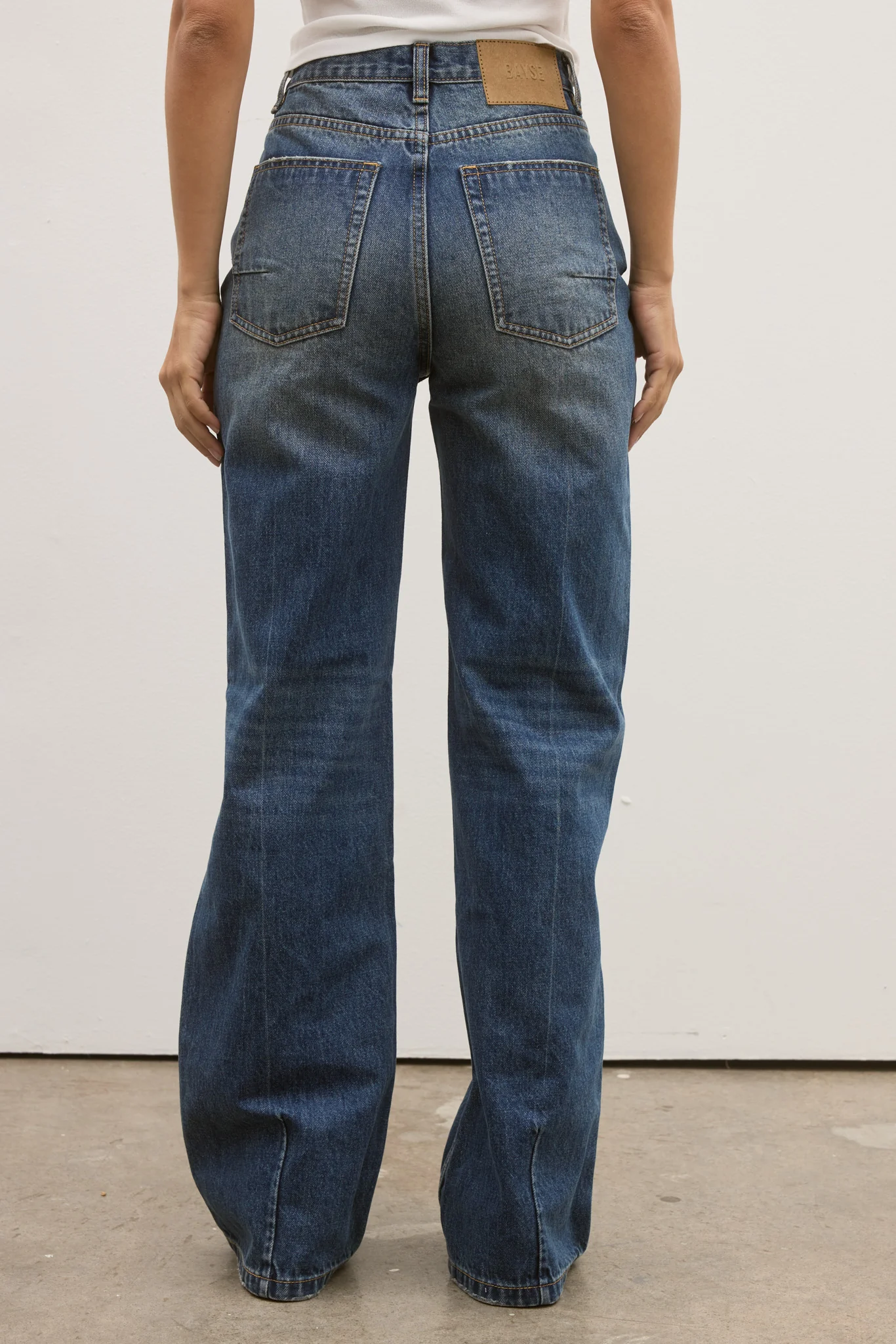 CAMILLE RELAXED FLARE JEAN - ASH TIDE - Image 4