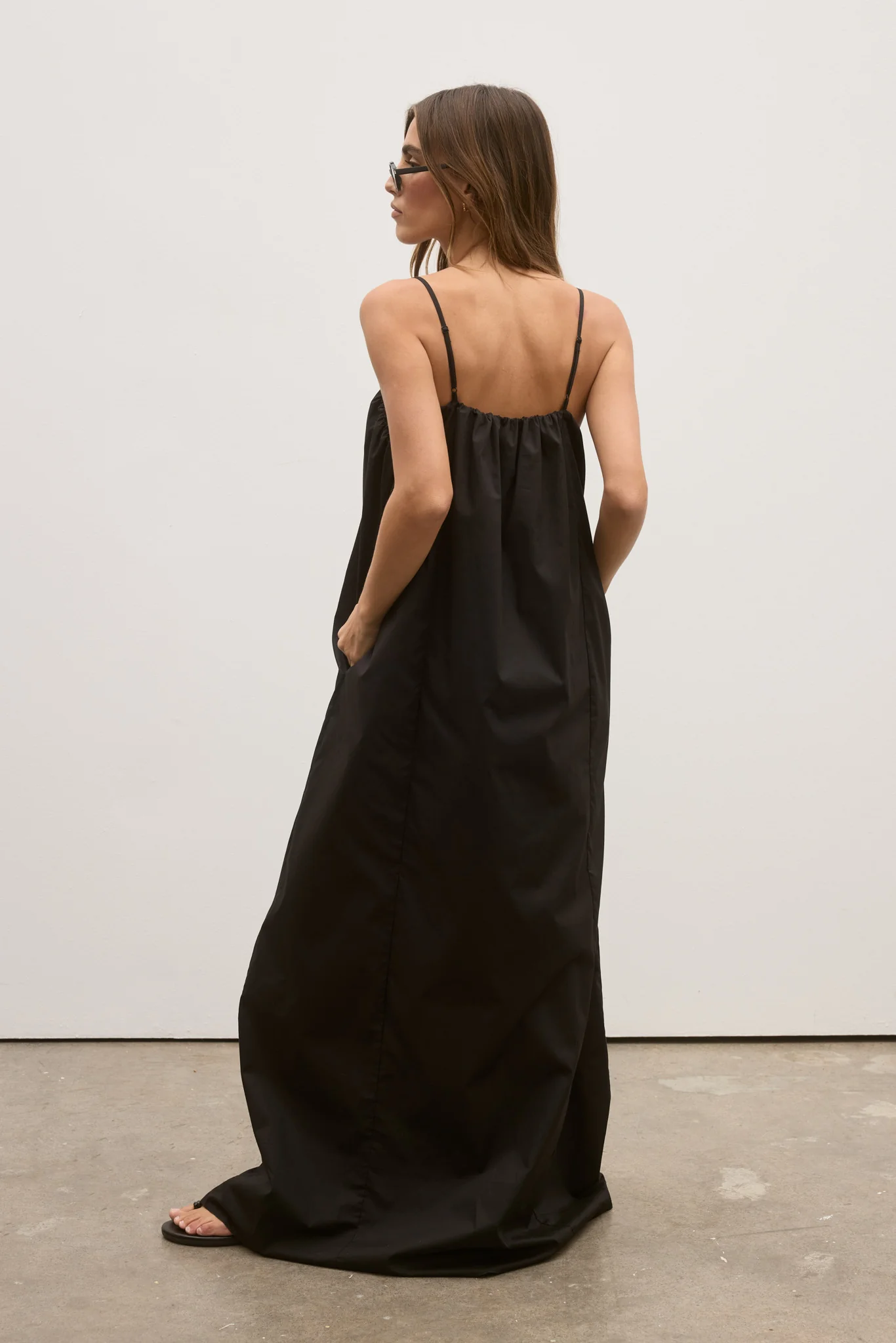 CARRIE MAXI DRESS - BLACK - Image 3