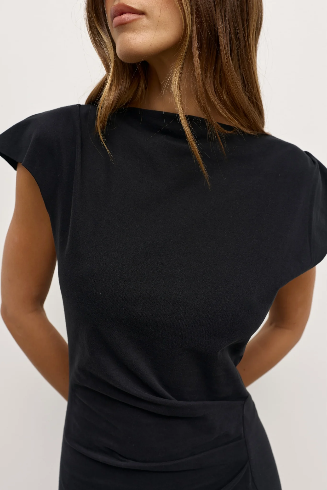 ELIANA MAXI DRESS - BLACK - Image 4