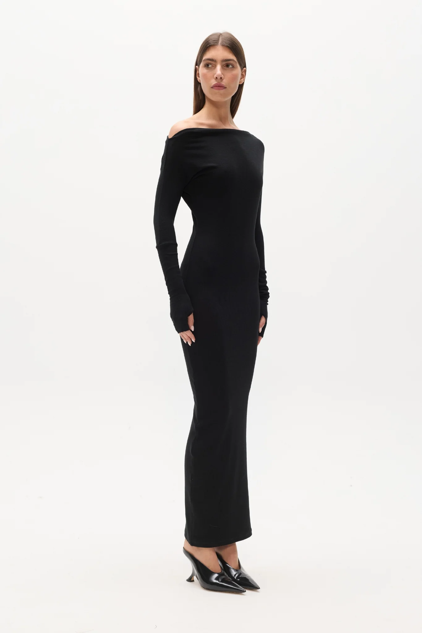 GISELLE KNIT MAXI DRESS - BLACK - Image 4
