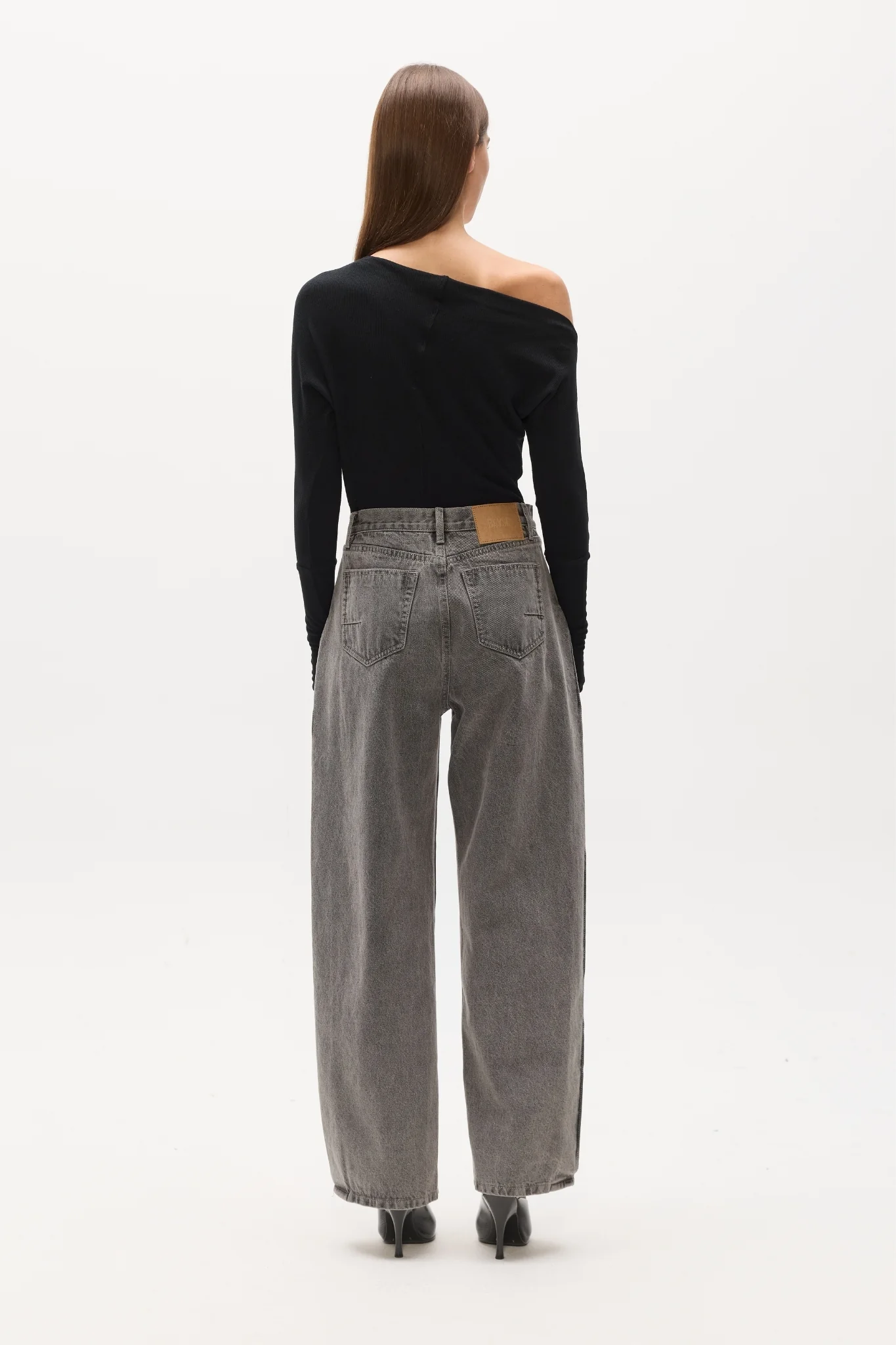 GISELLE KNIT TOP - BLACK - Image 4