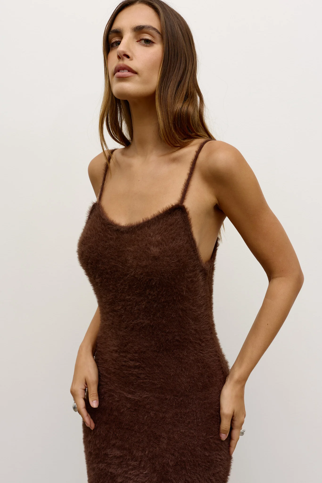 HUXLEY KNIT DRESS - CHOCOLATE - Image 3