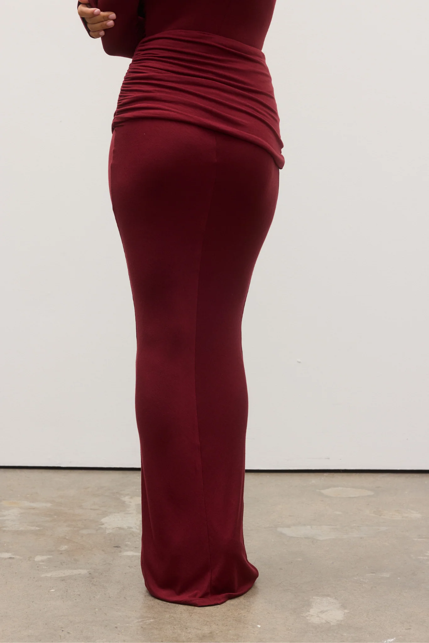 KATIRA MAXI SKIRT - WINE - Image 3