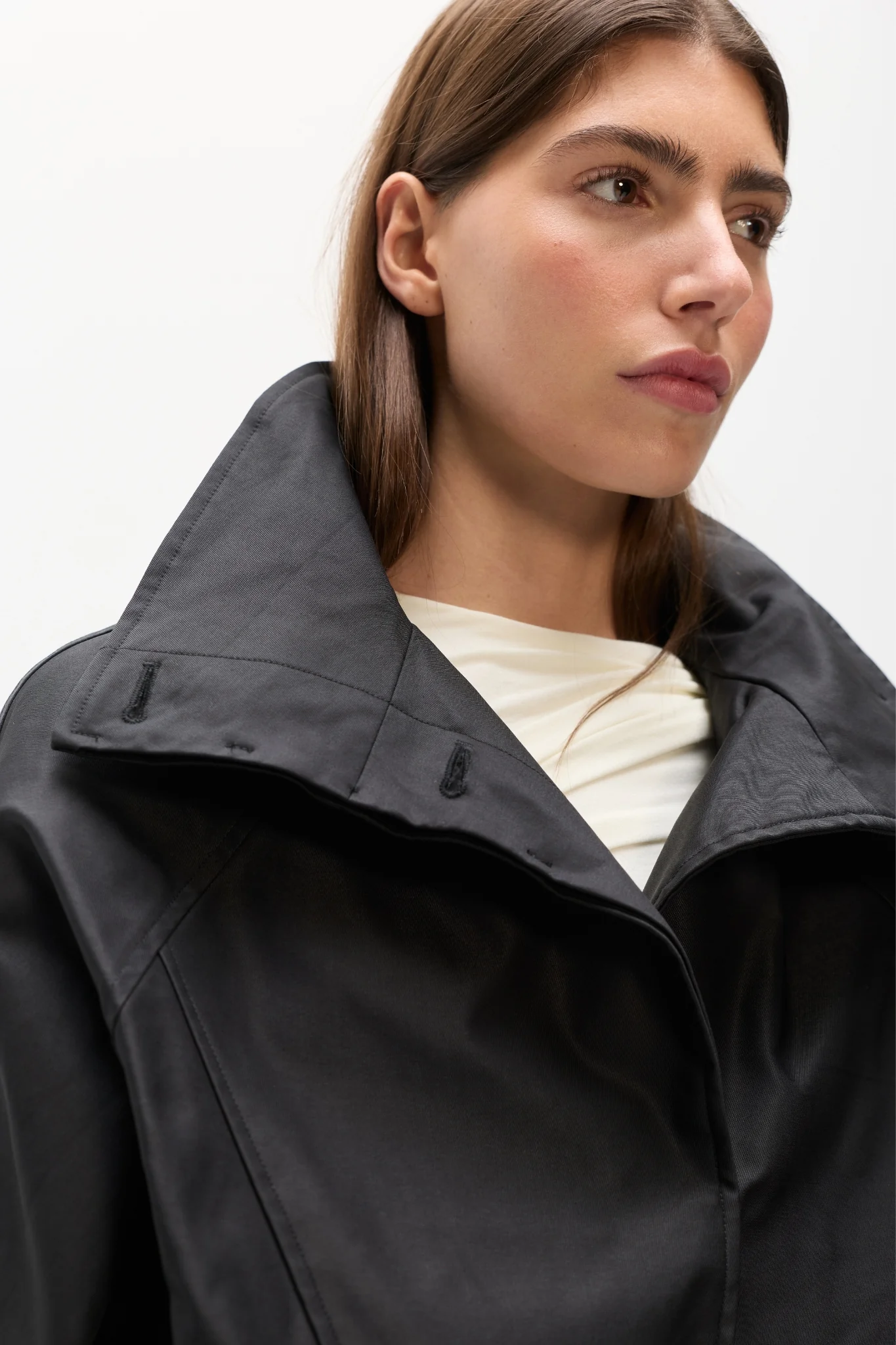 KOA CROPPED COAT - BLACK - Image 3