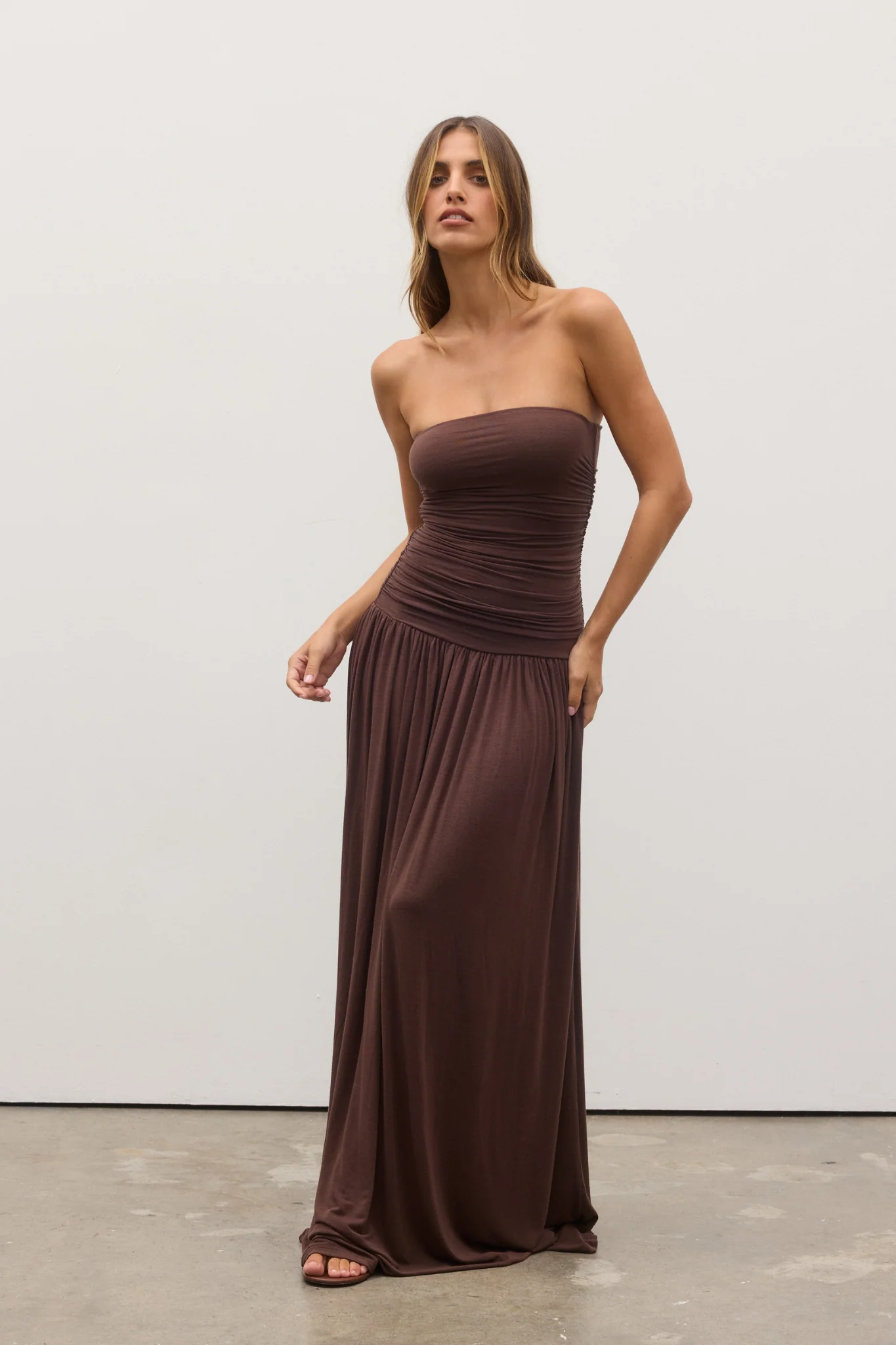 LEAH DRESS - CHOCOLATE - Image 2