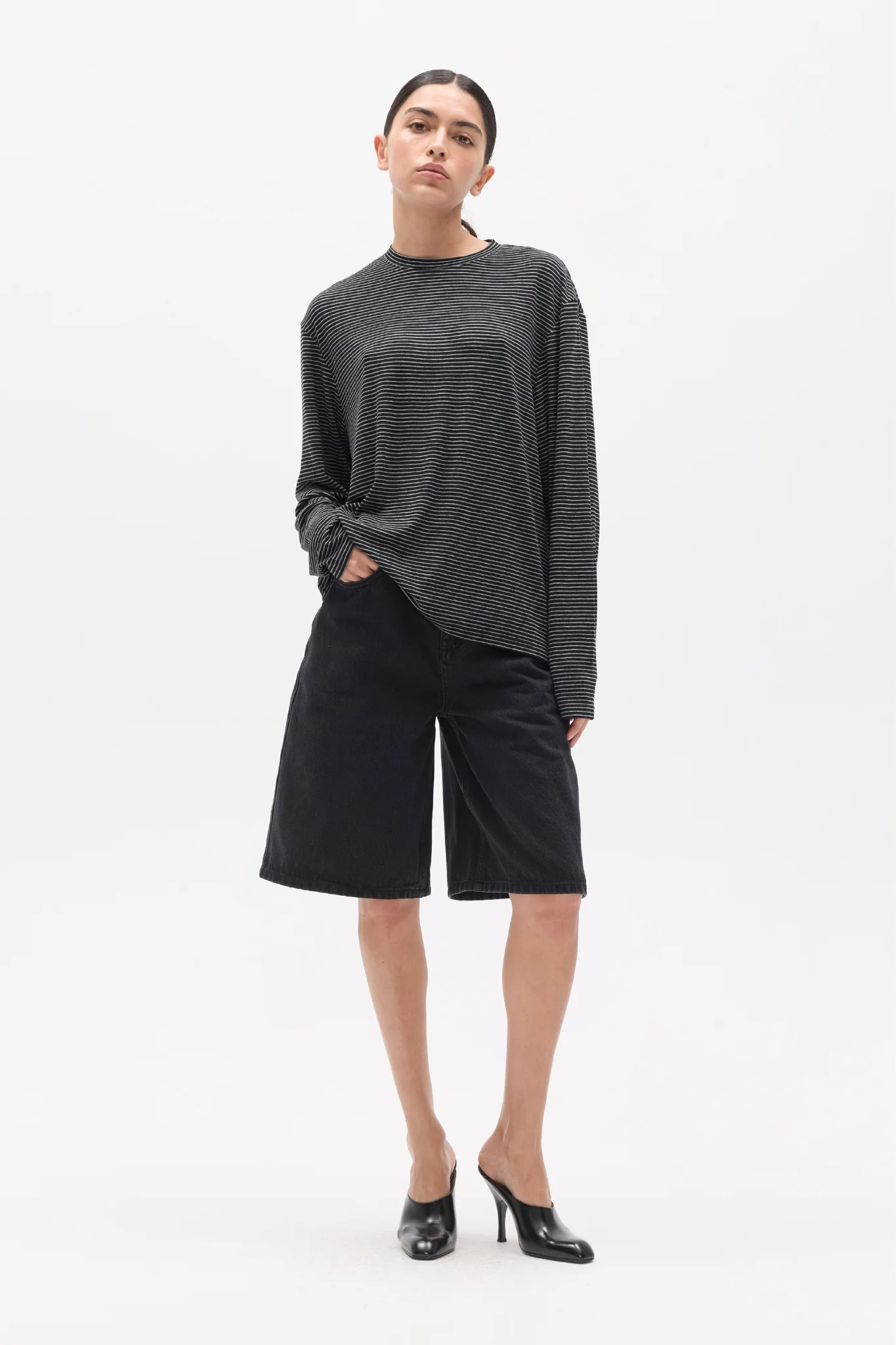 LIAM LONG SLEEVE - NAVY STRIPE
