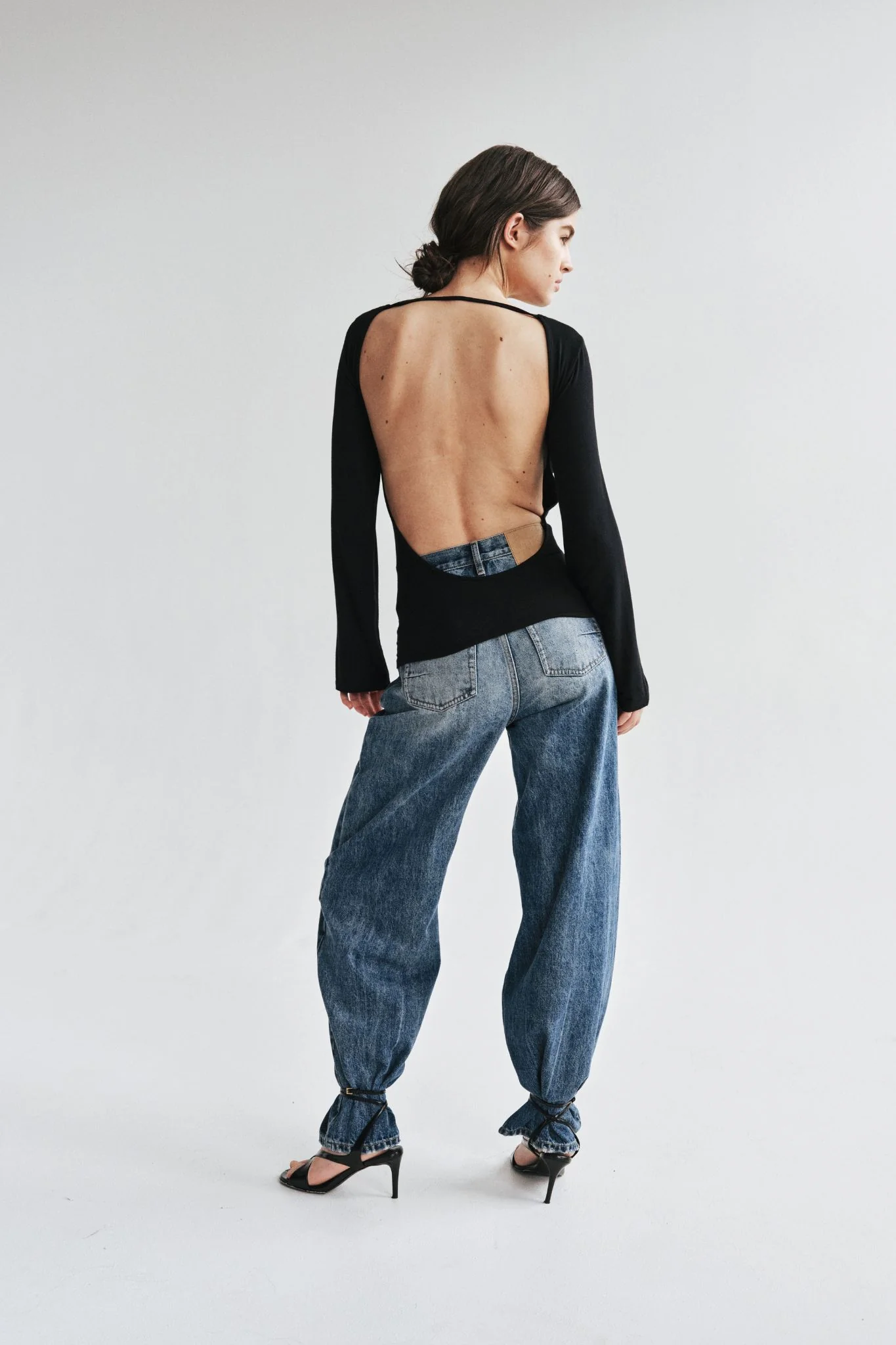MALLORY TOP - BLACK - Image 2