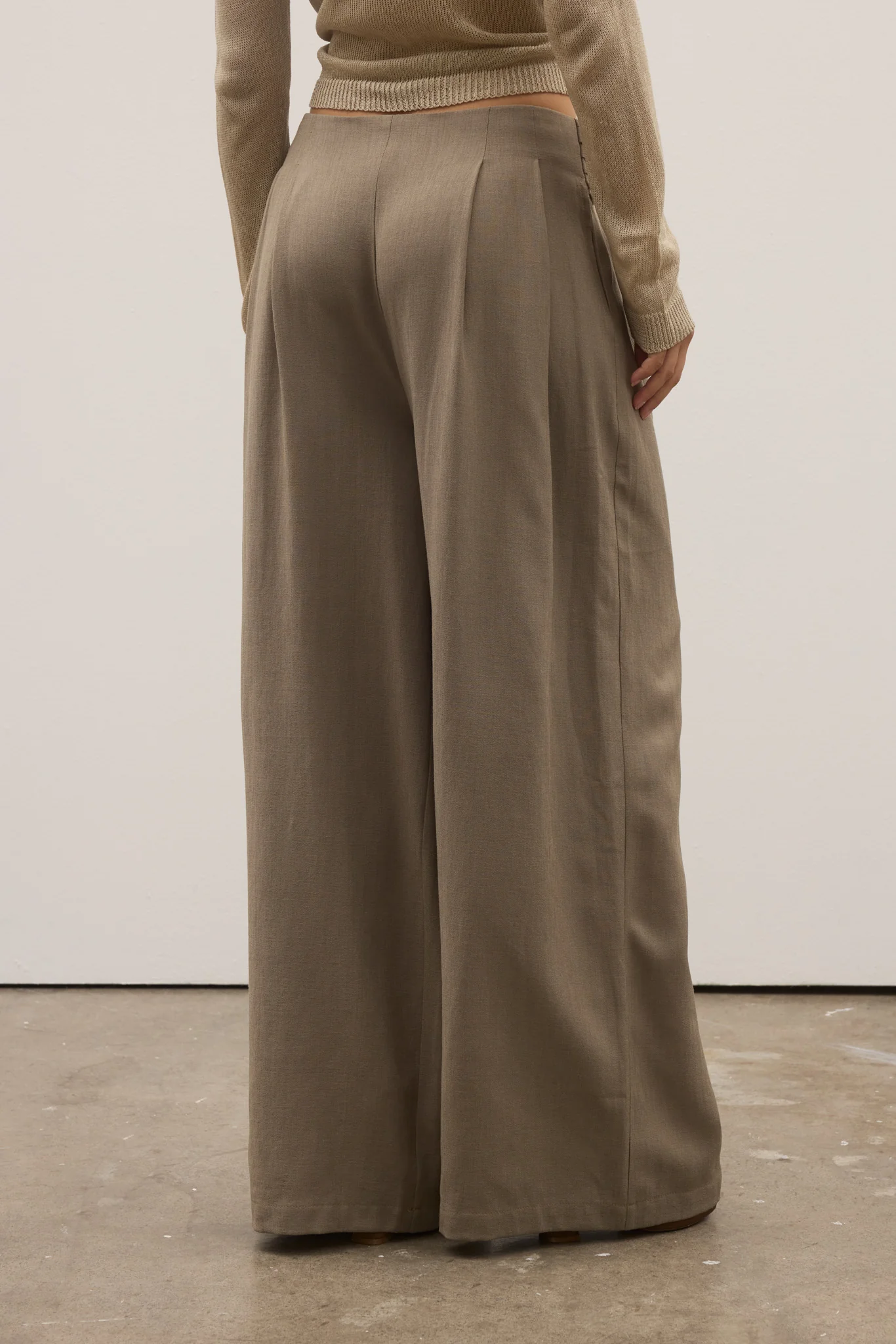 POSEY PANT - OLIVE - Image 4