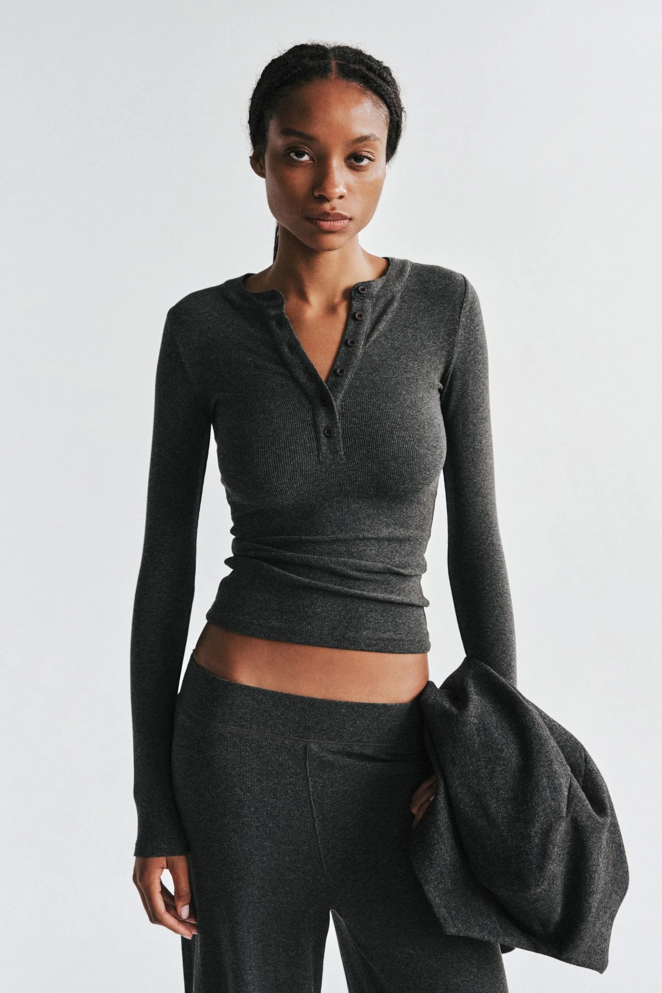 SEARLE HENLEY TOP - DARK HEATHER GREY - Image 2