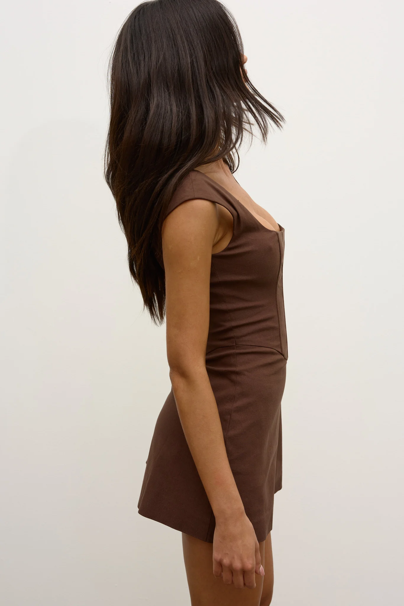 SLOANE MINI DRESS - CHOCOLATE - Image 5