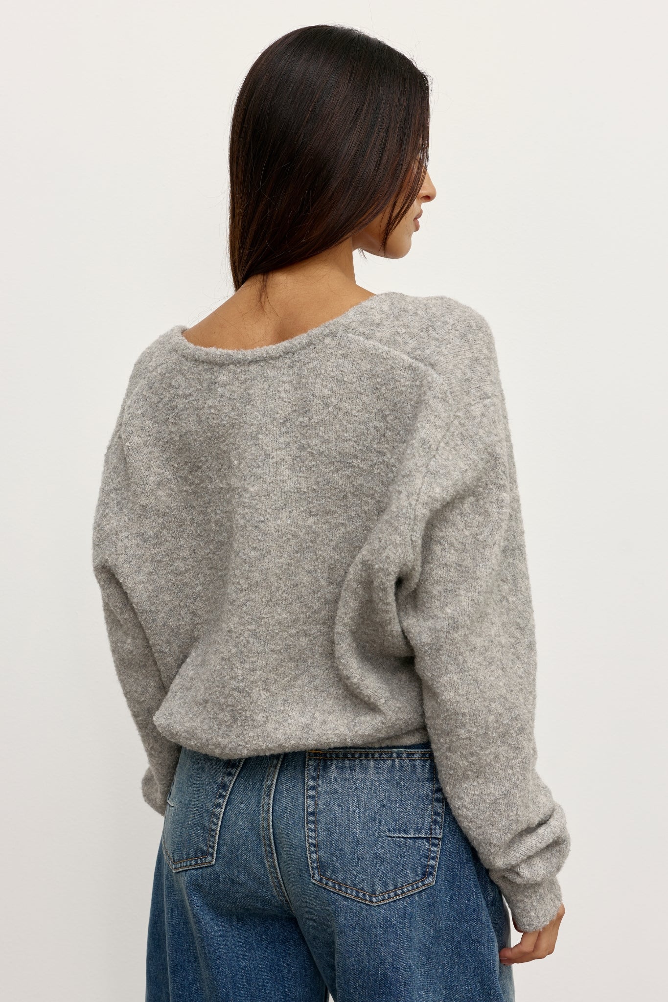 SONIA V NECK - LIGHT GREY - Image 4