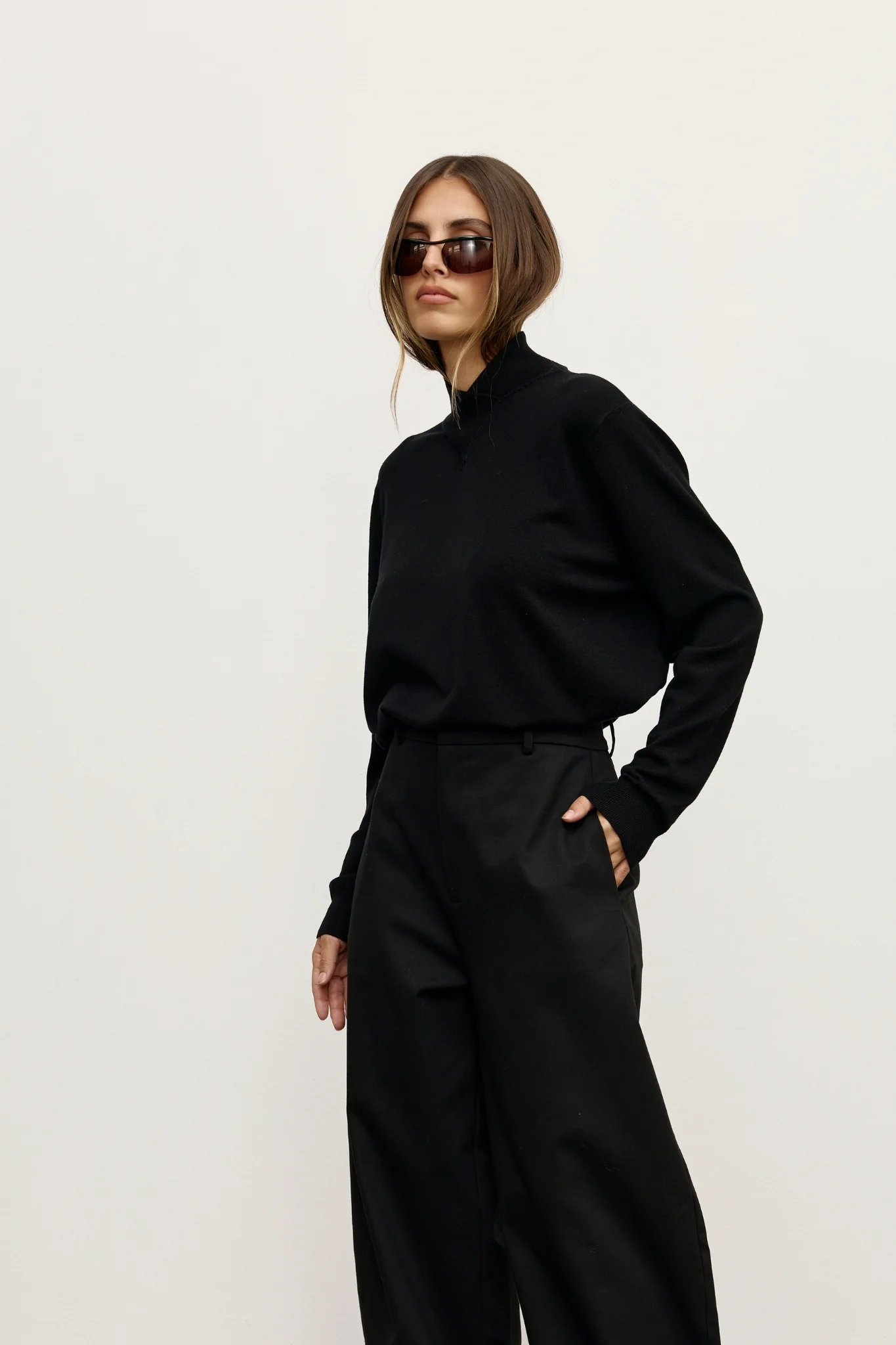 YVETTE KNIT JUMPER - BLACK - Image 4